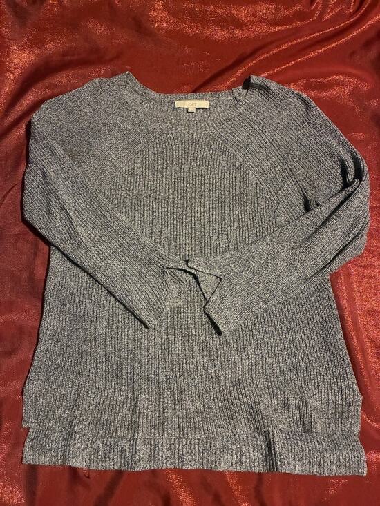 LOFT Sweaters - LOFT Sweater Womens L Ribbed Crewneck Long Sleeve Pullover Gray Knit Side Slit